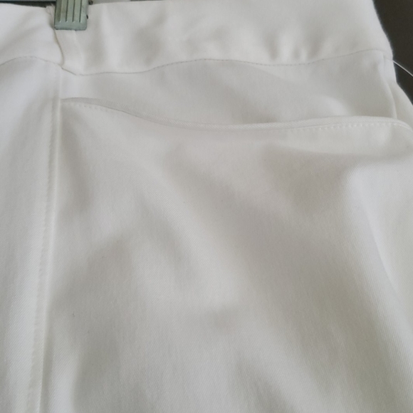 Pants - Picture 2 of 4